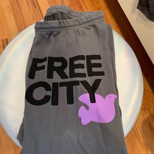 free city pants